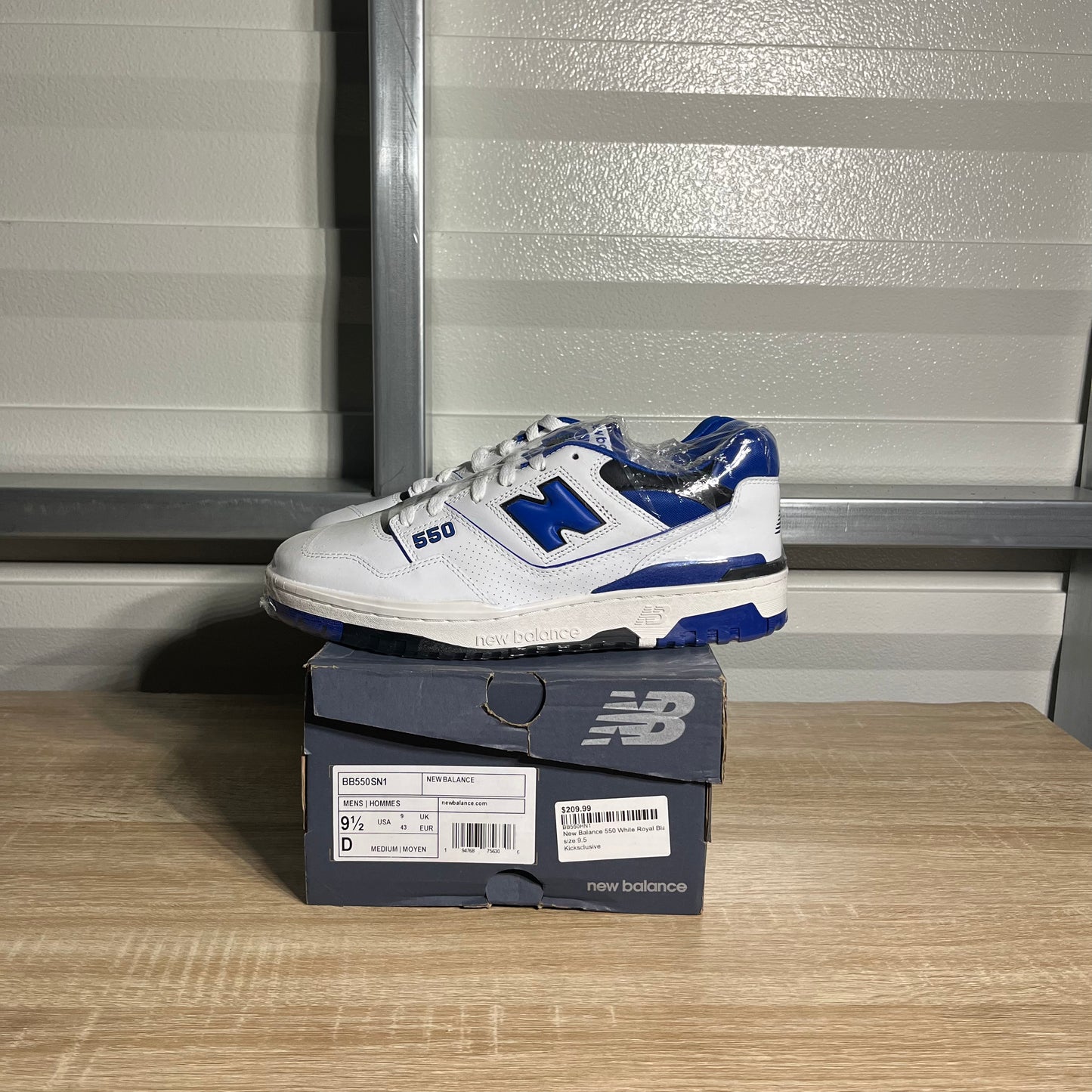 Size 9.5 - NB 550 White Blue