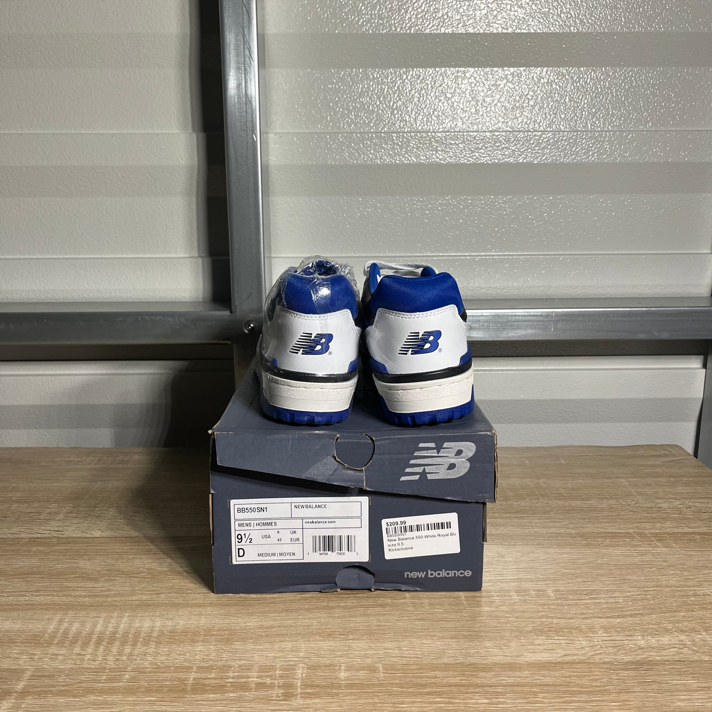 Size 9.5 - NB 550 White Blue