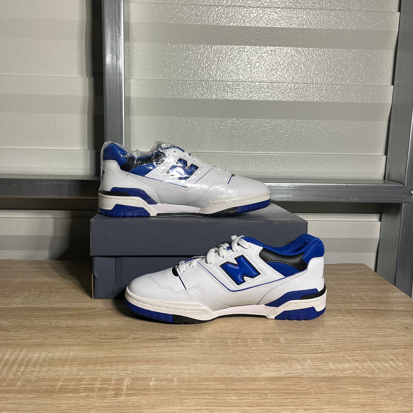 Size 9.5 - NB 550 White Blue