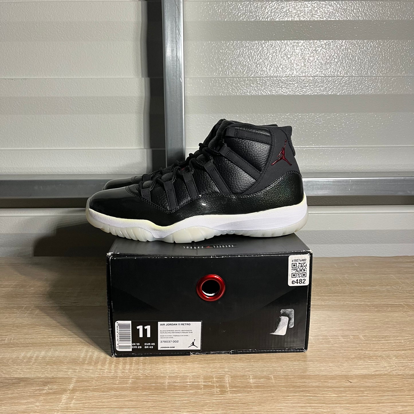 Size 11 - AJ 11 Retro 72-10 Black