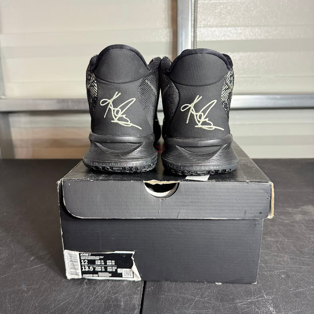 Size 12 - Kyrie 7 Grind
