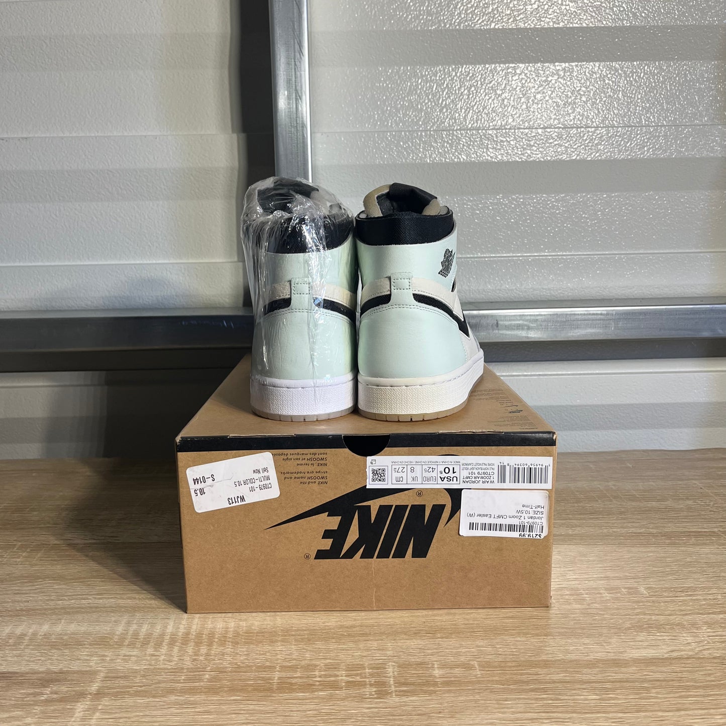 Size 10.5W - AJ 1 Zoom Air CMFT Easter