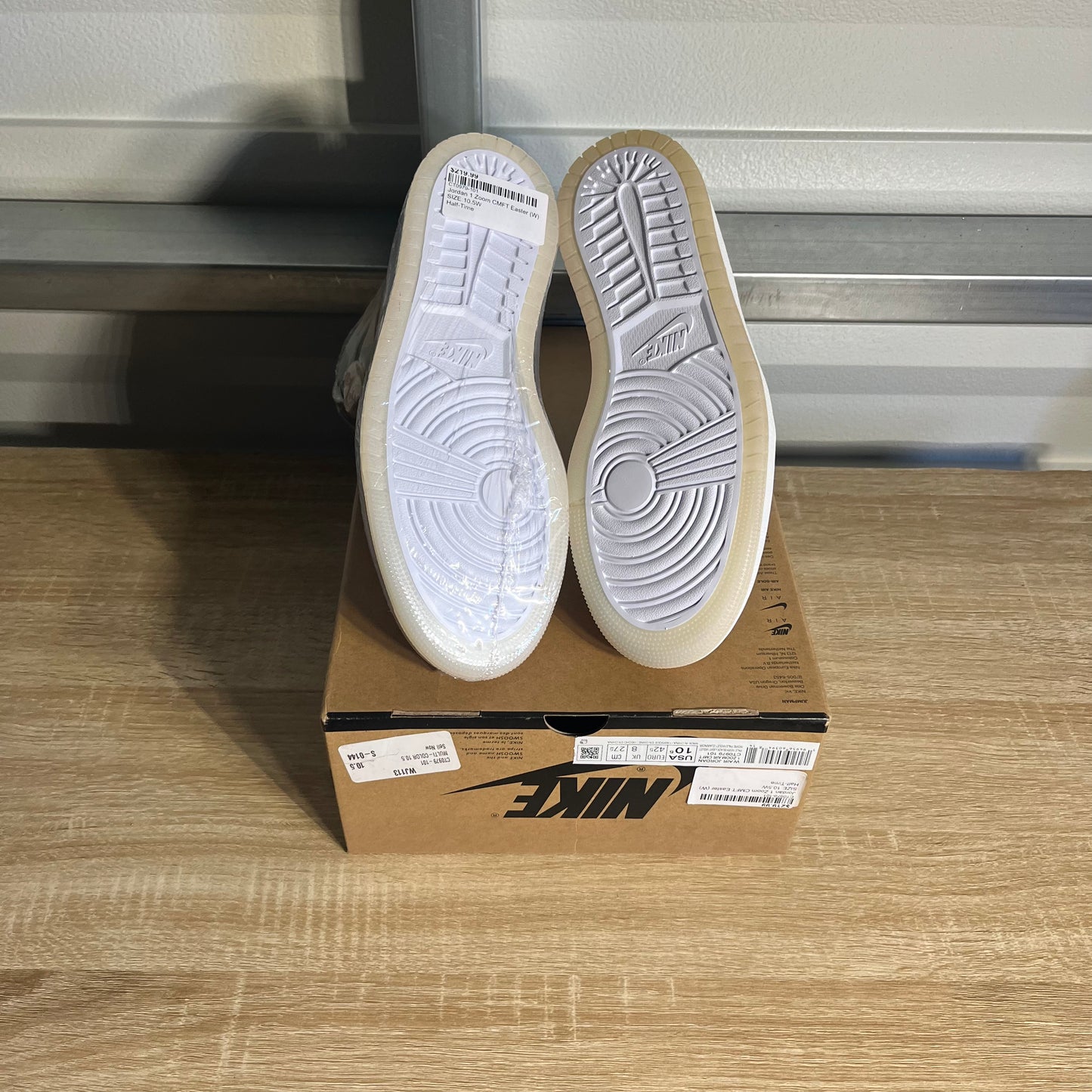 Size 10.5W - AJ 1 Zoom Air CMFT Easter