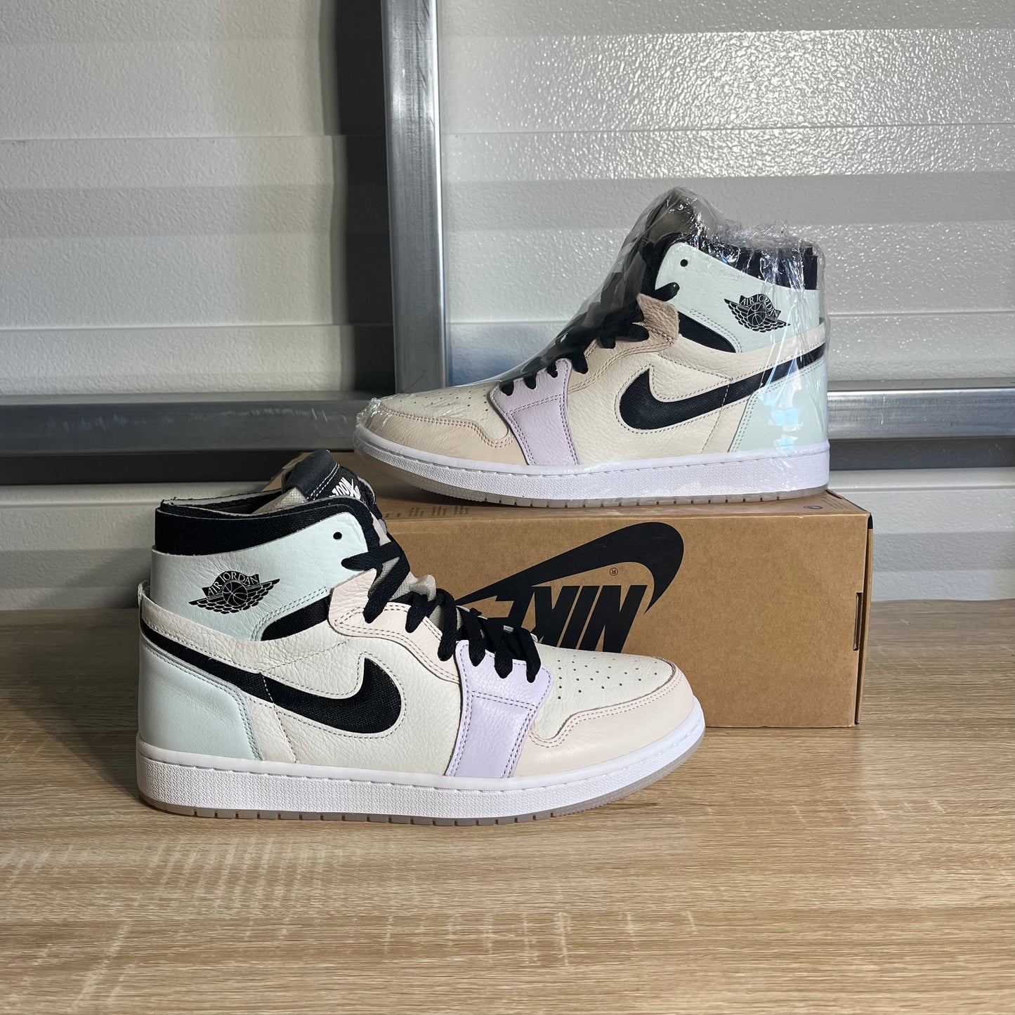 Size 10.5W - AJ 1 Zoom Air CMFT Easter