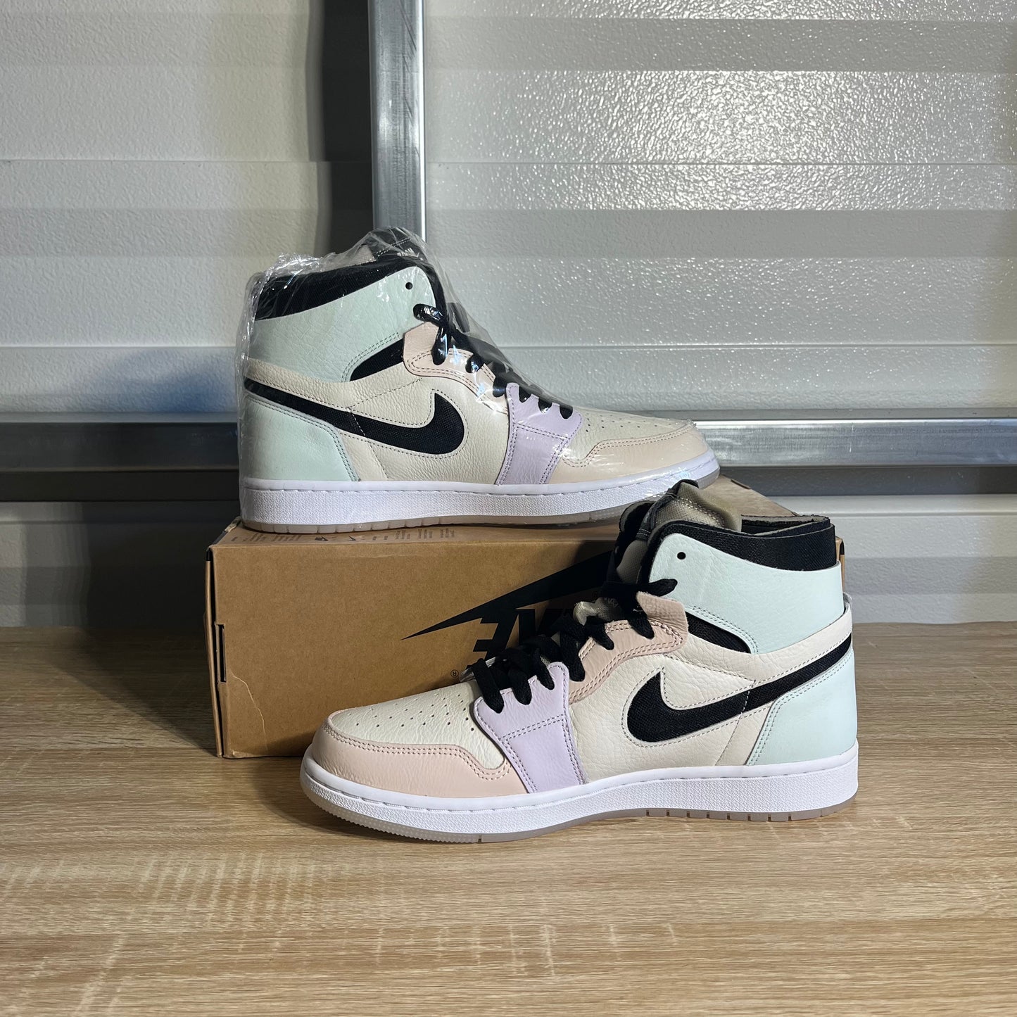 Size 10.5W - AJ 1 Zoom Air CMFT Easter