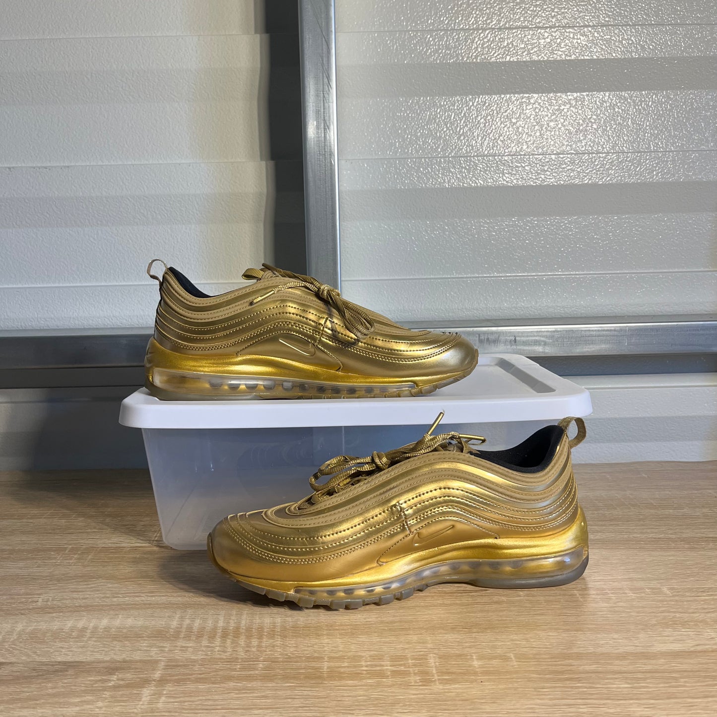 Size 10 - AM 97 Gold Medal
