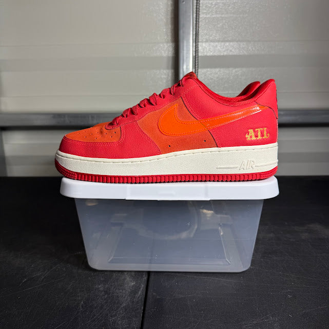 Size 9 - AF 1 '07 LV8 ATL