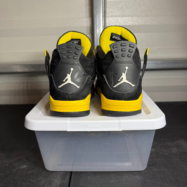 Size 9 - AJ 4 Retro Thunder