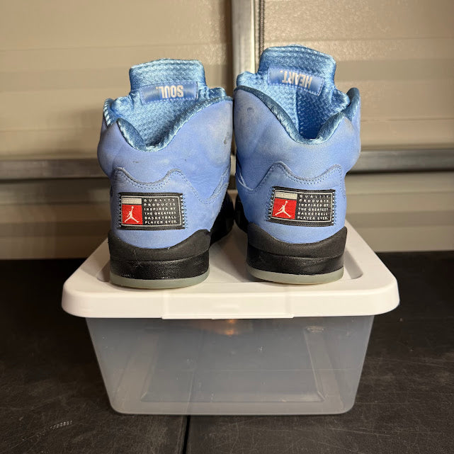 Size 9 - AJ 5 Retro SE University Blue
