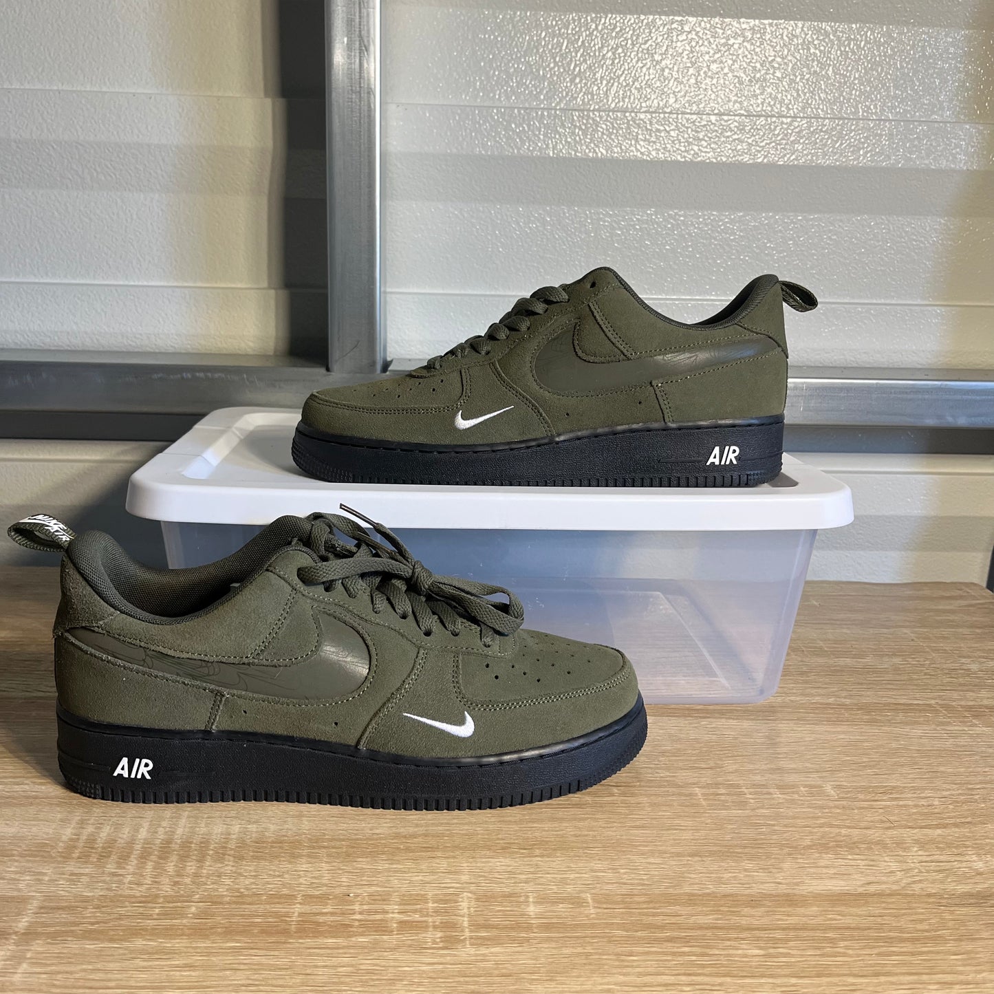 Size 10 - AF 1 '07 LV8 Reflective Swoosh