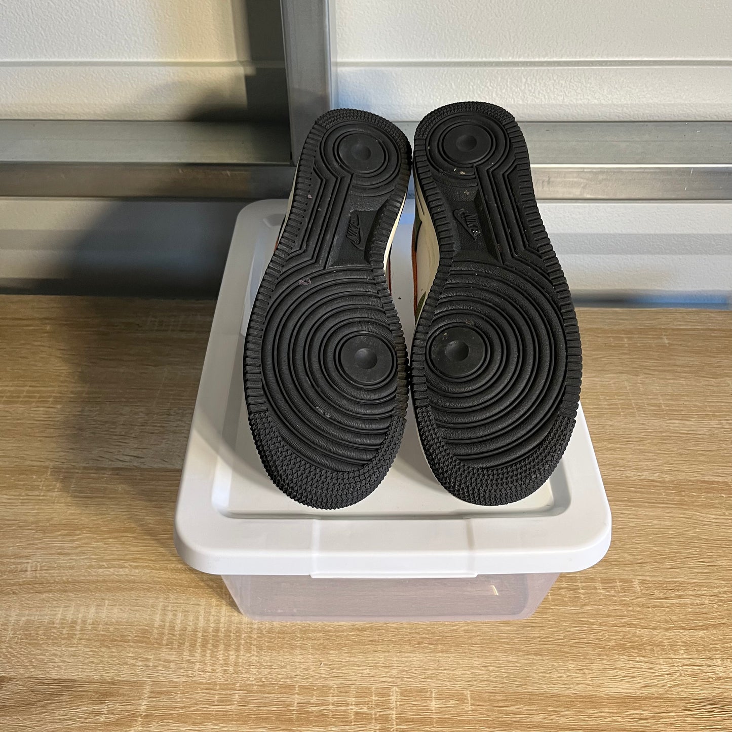 Size 10 - AF 1 '07 Oil Green Orange
