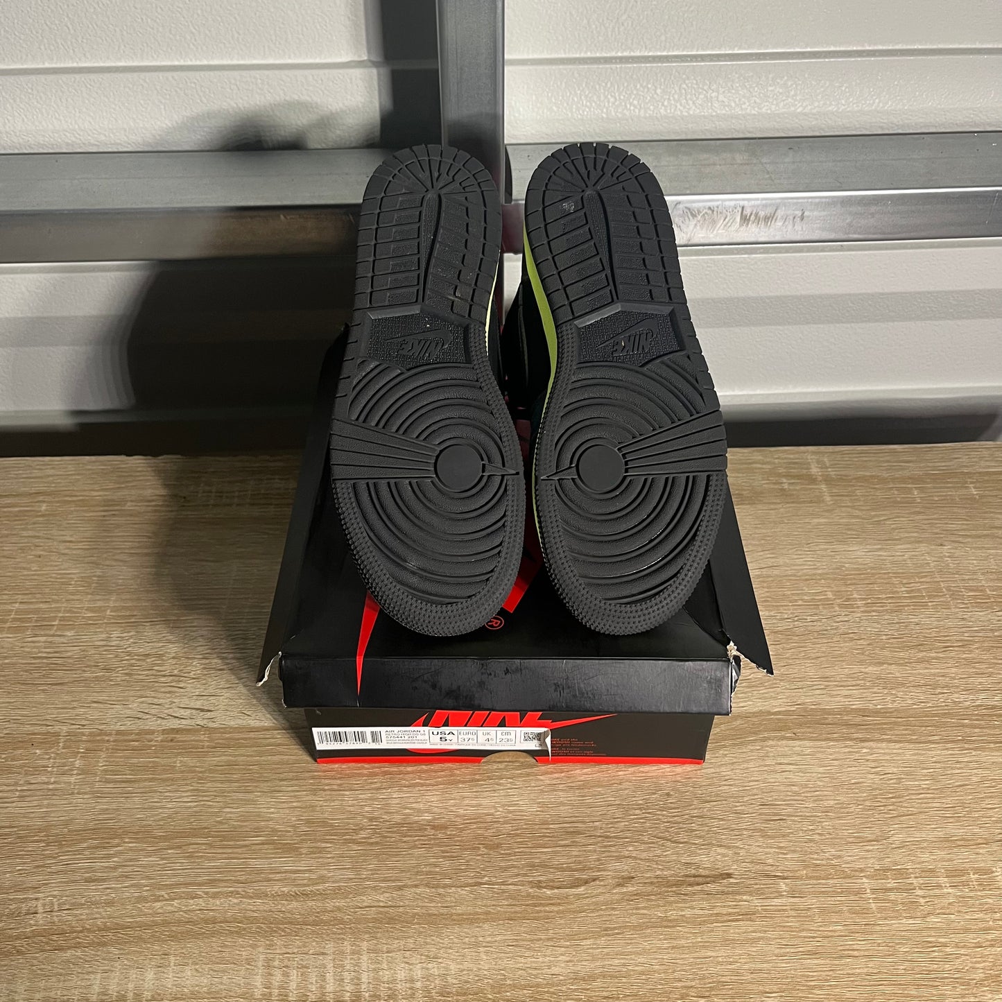 Size 5Y - AJ 1 Retro High Tokyo Bio Hack