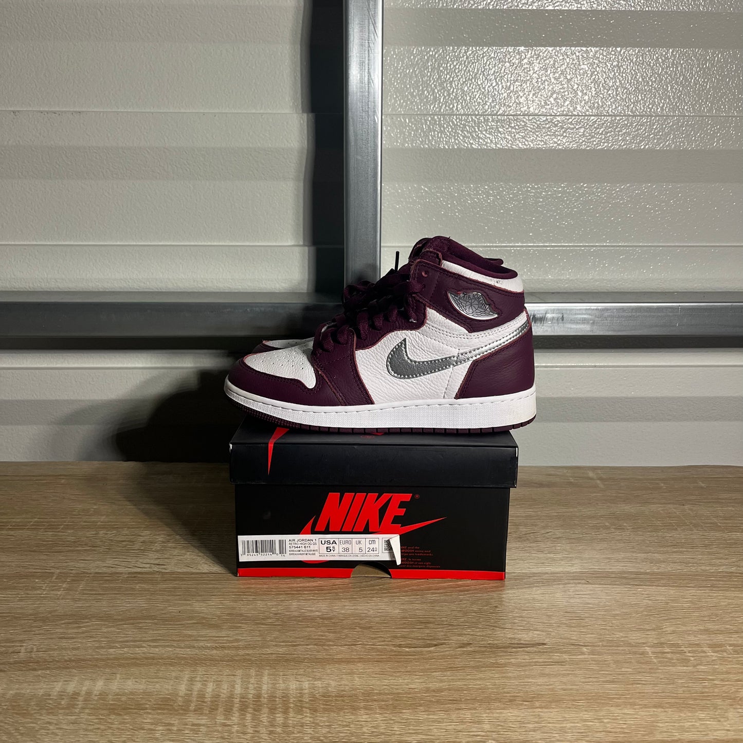 Size 5.5Y - AJ 1 Retro High Bordeaux