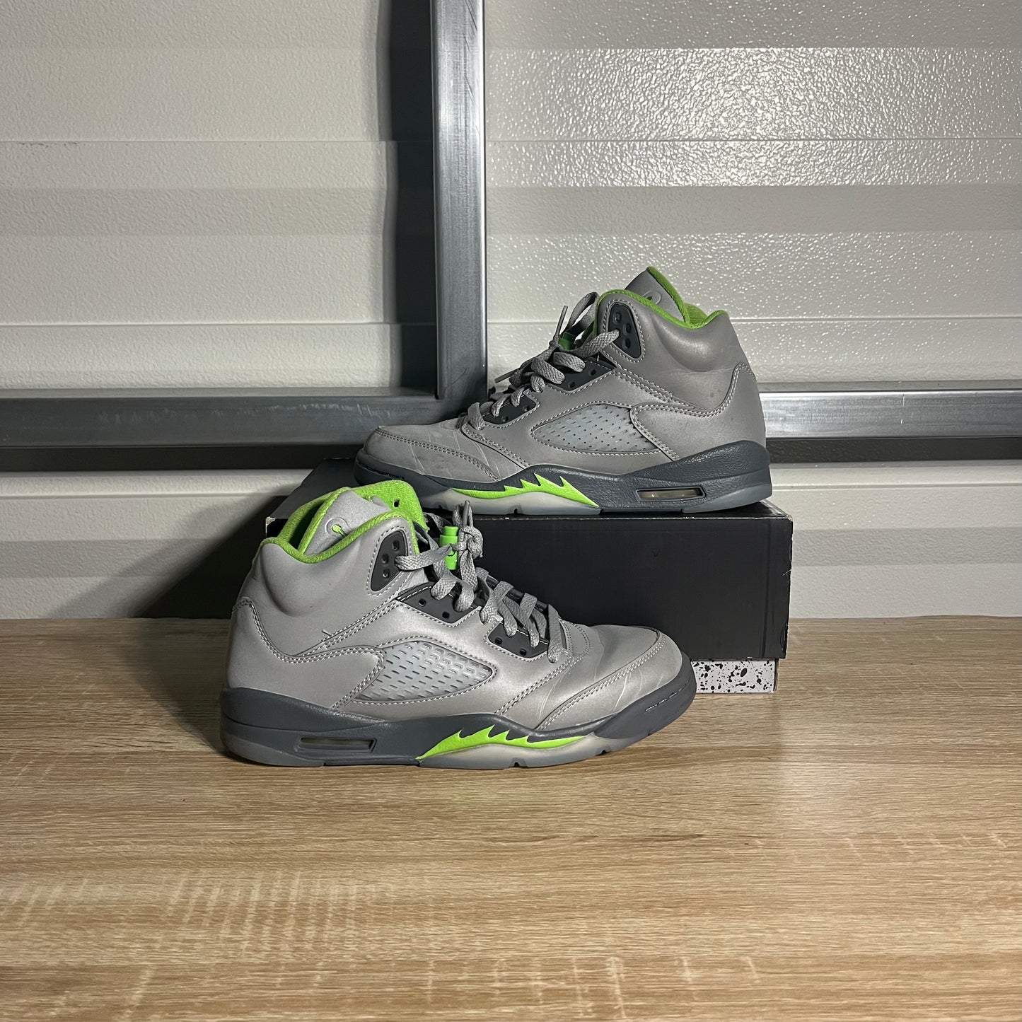 Size 6.5Y - AJ 5 Retro Green Bean