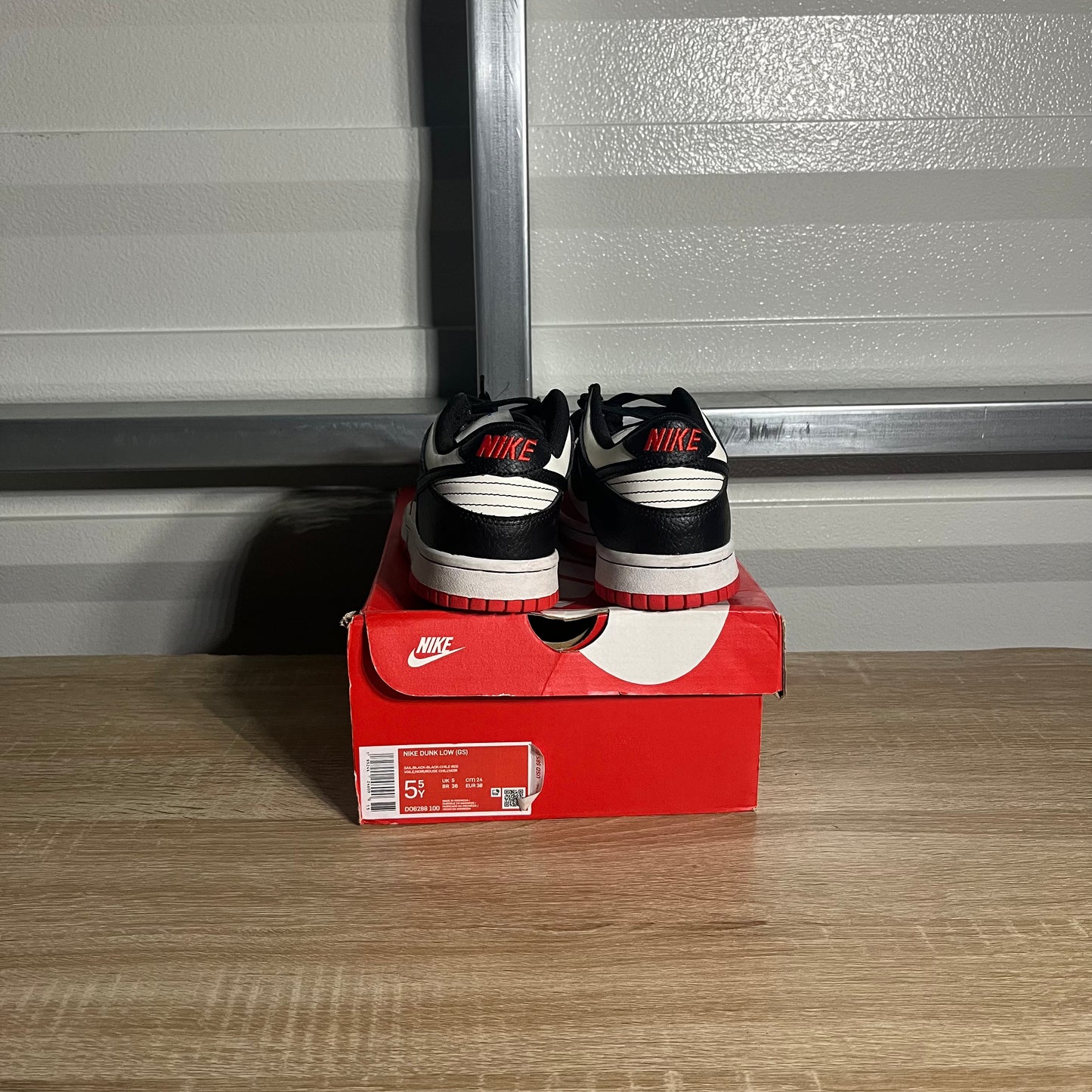 Size 5.5Y - Dunk Low EMB NBA 75th Anniversary Chicago