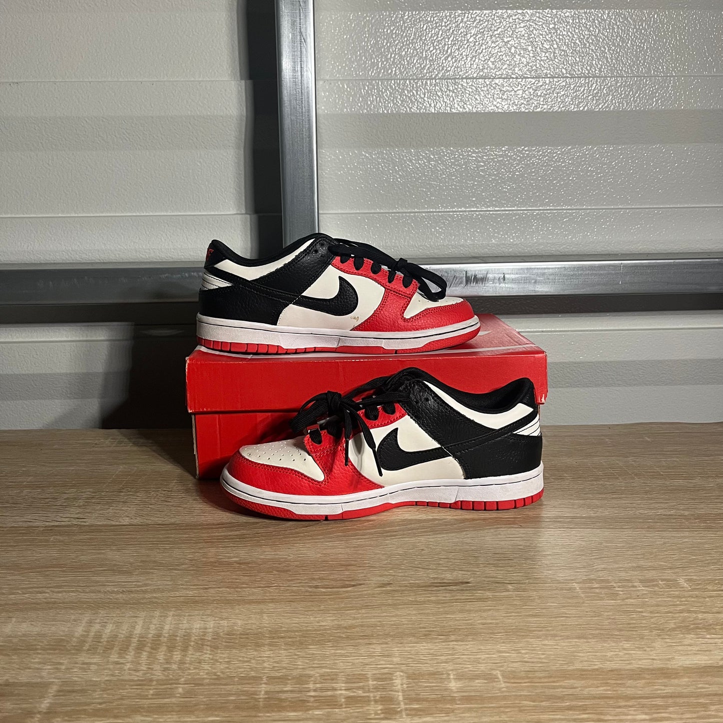 Size 5.5Y - Dunk Low EMB NBA 75th Anniversary Chicago