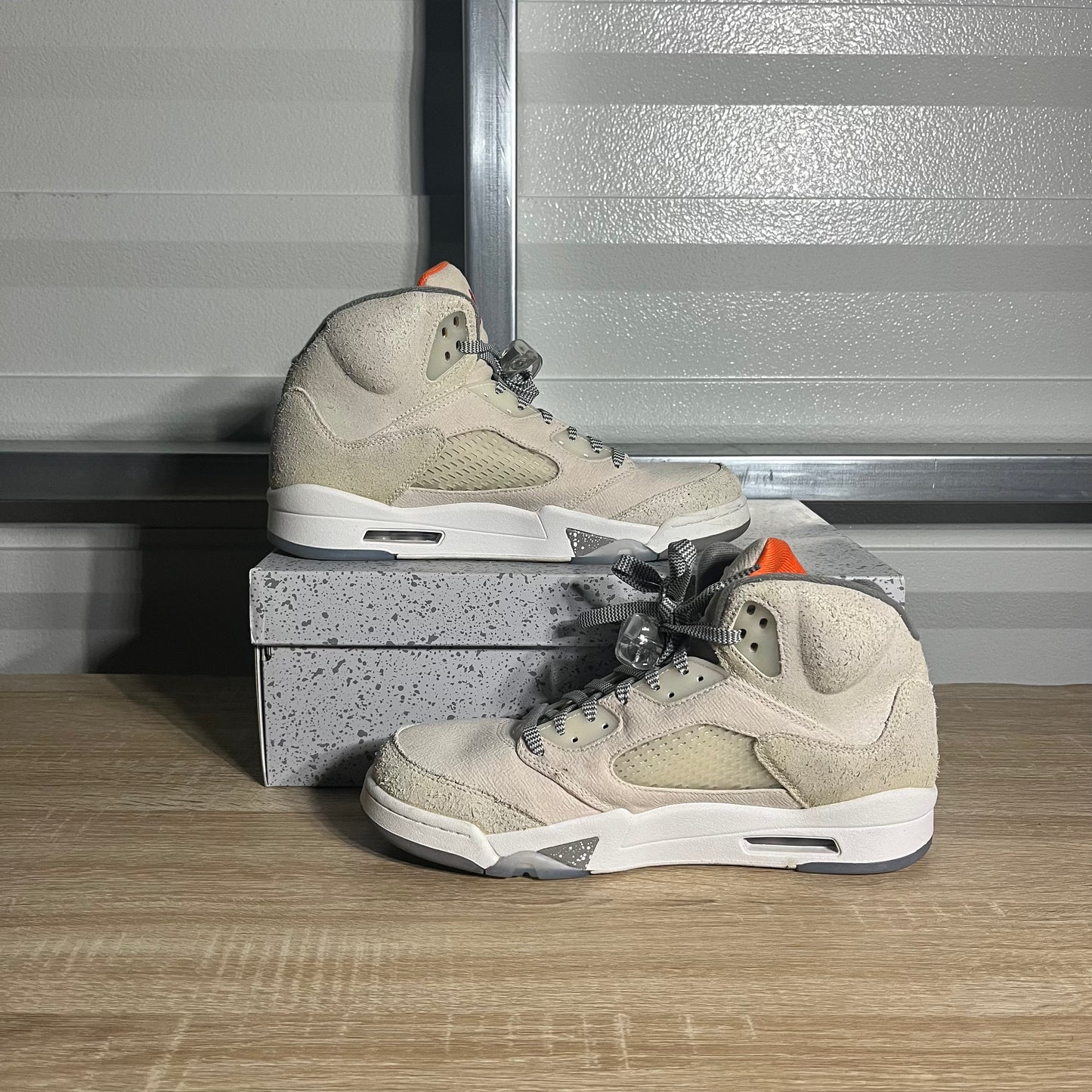 Size 10.5 - AJ 5 Retro Craft Light Orewood Brown