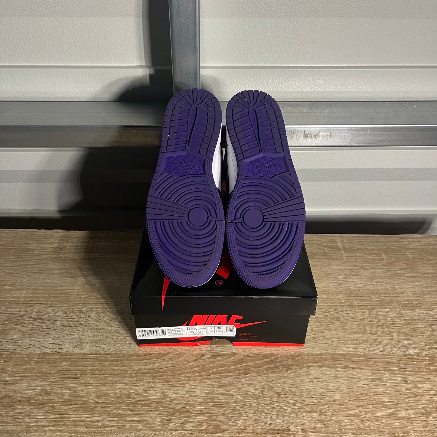 Size 5Y - AJ 1 Retro High Court Purple White