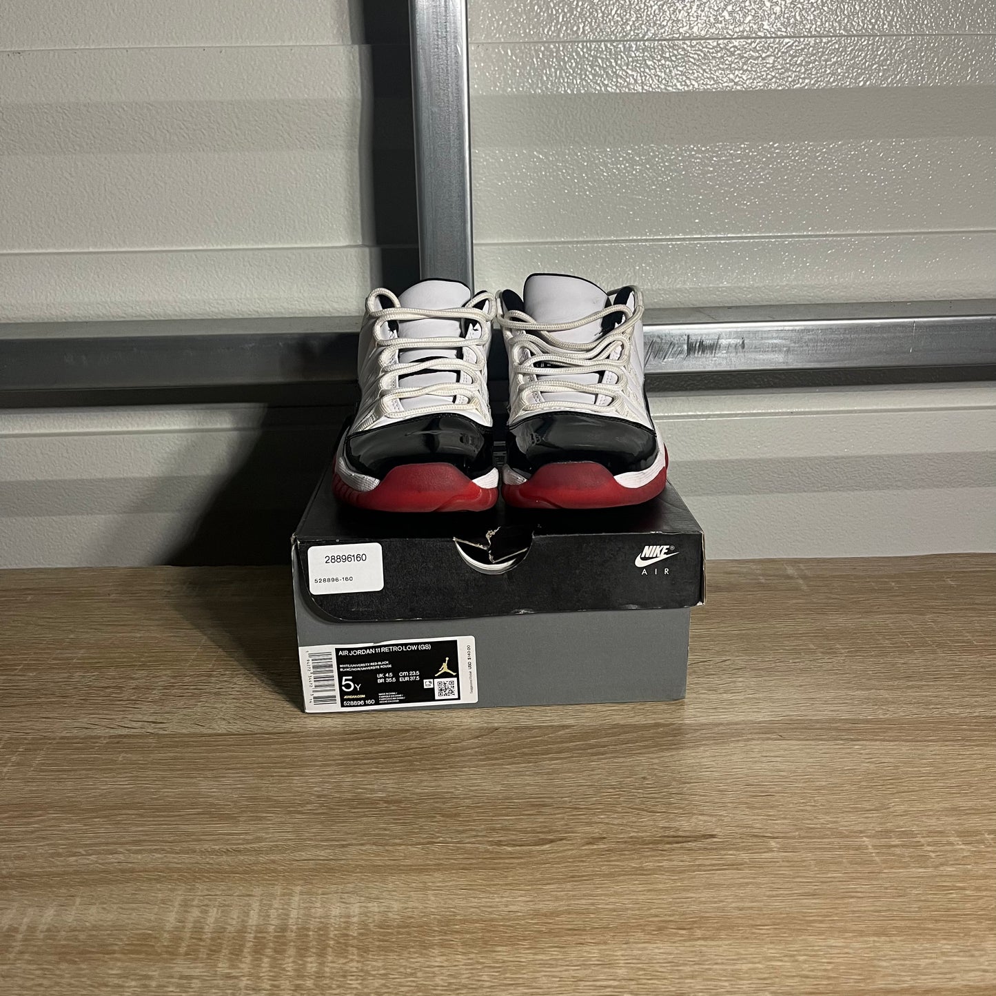 Size 5Y - AJ 11 Retro Low Concord Bred