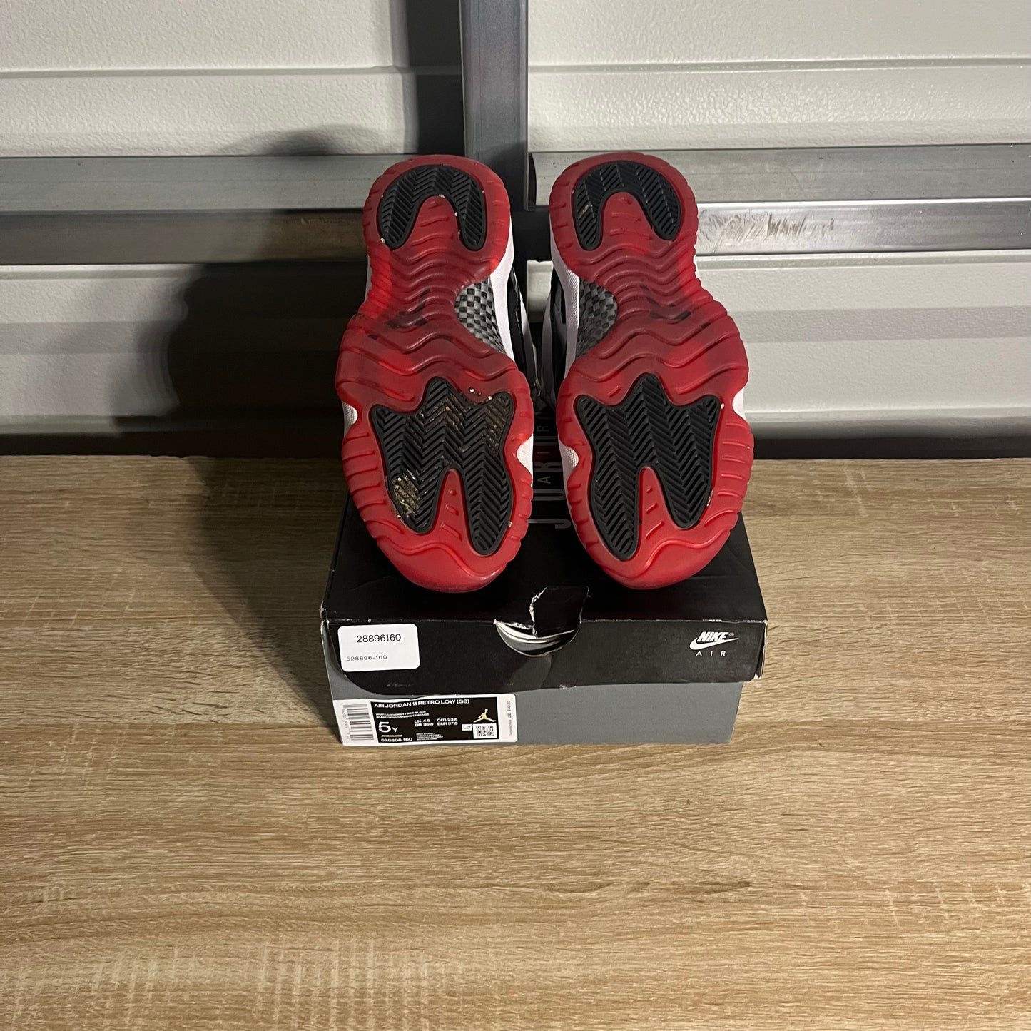 Size 5Y - AJ 11 Retro Low Concord Bred