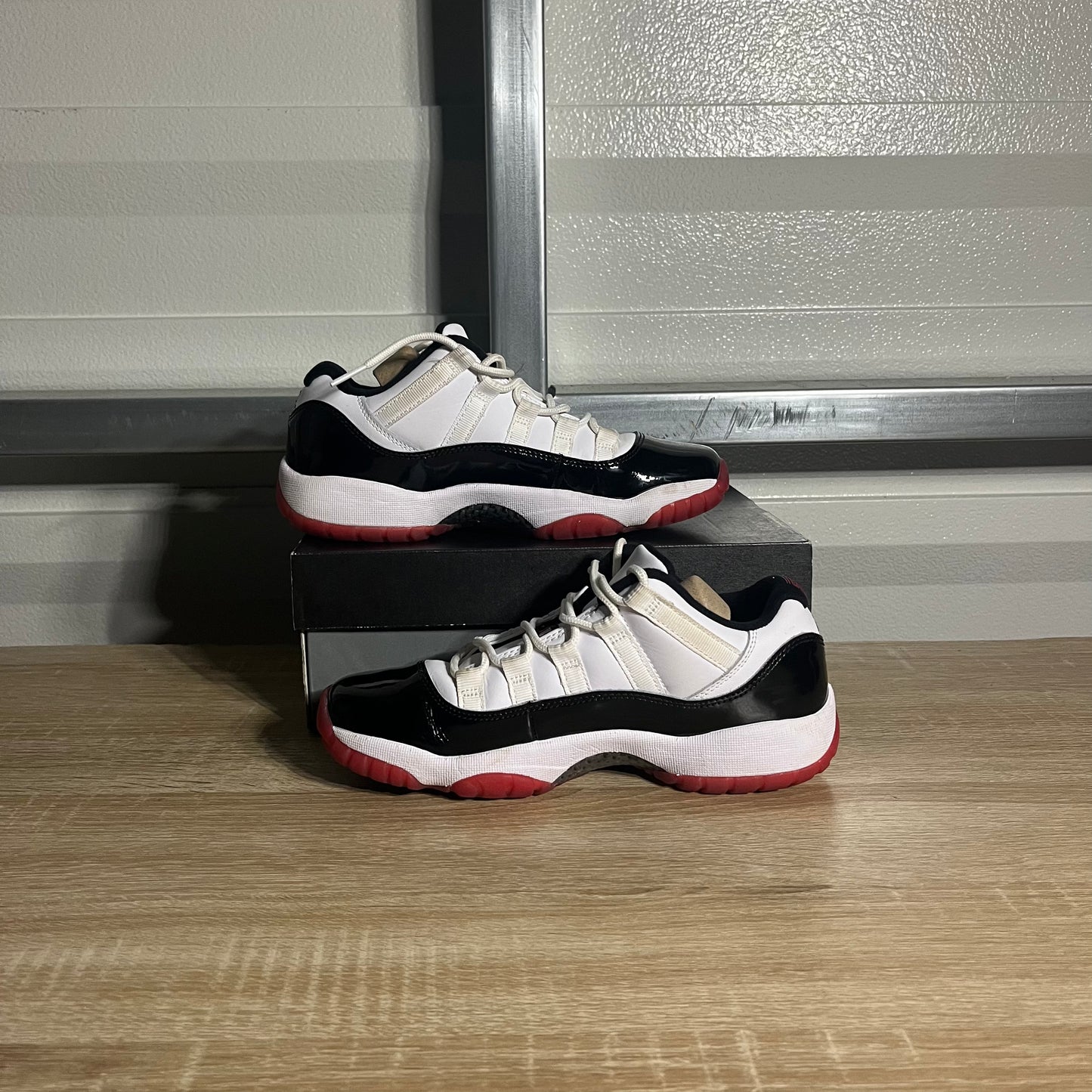 Size 5Y - AJ 11 Retro Low Concord Bred