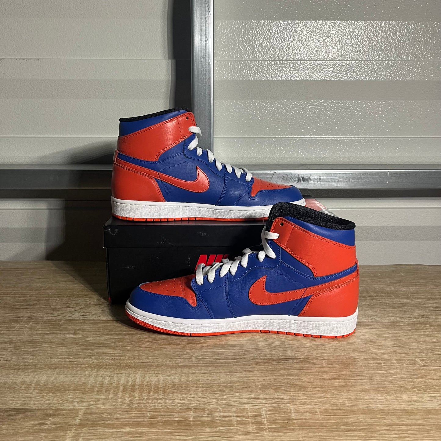 Size 11 - AJ 1 Retro High Knicks