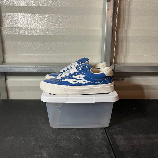 Size 8.5 - STRAYE Logan Puff Gloss Blue