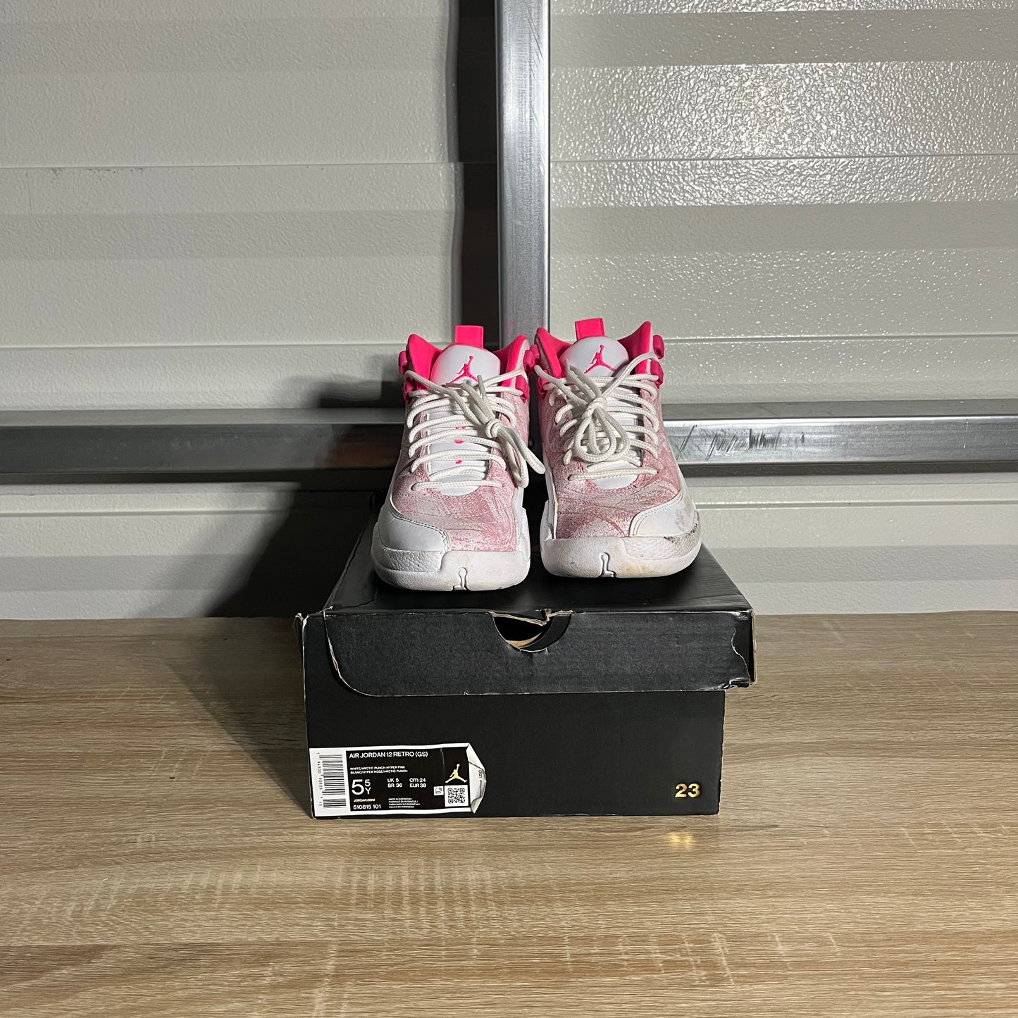 Size 5.5Y - AJ 12 Retro Arctic Punch