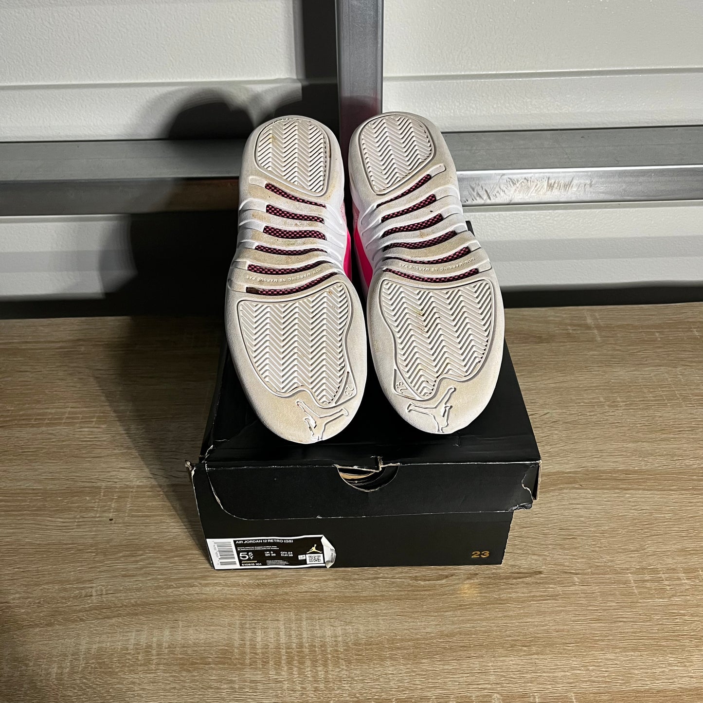 Size 5.5Y - AJ 12 Retro Arctic Punch
