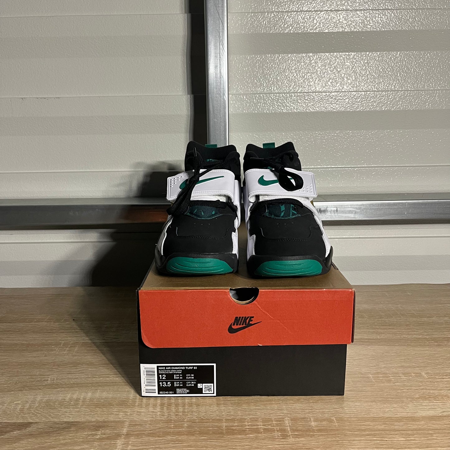 Size 12 - Air Diamond Turf Emerald
