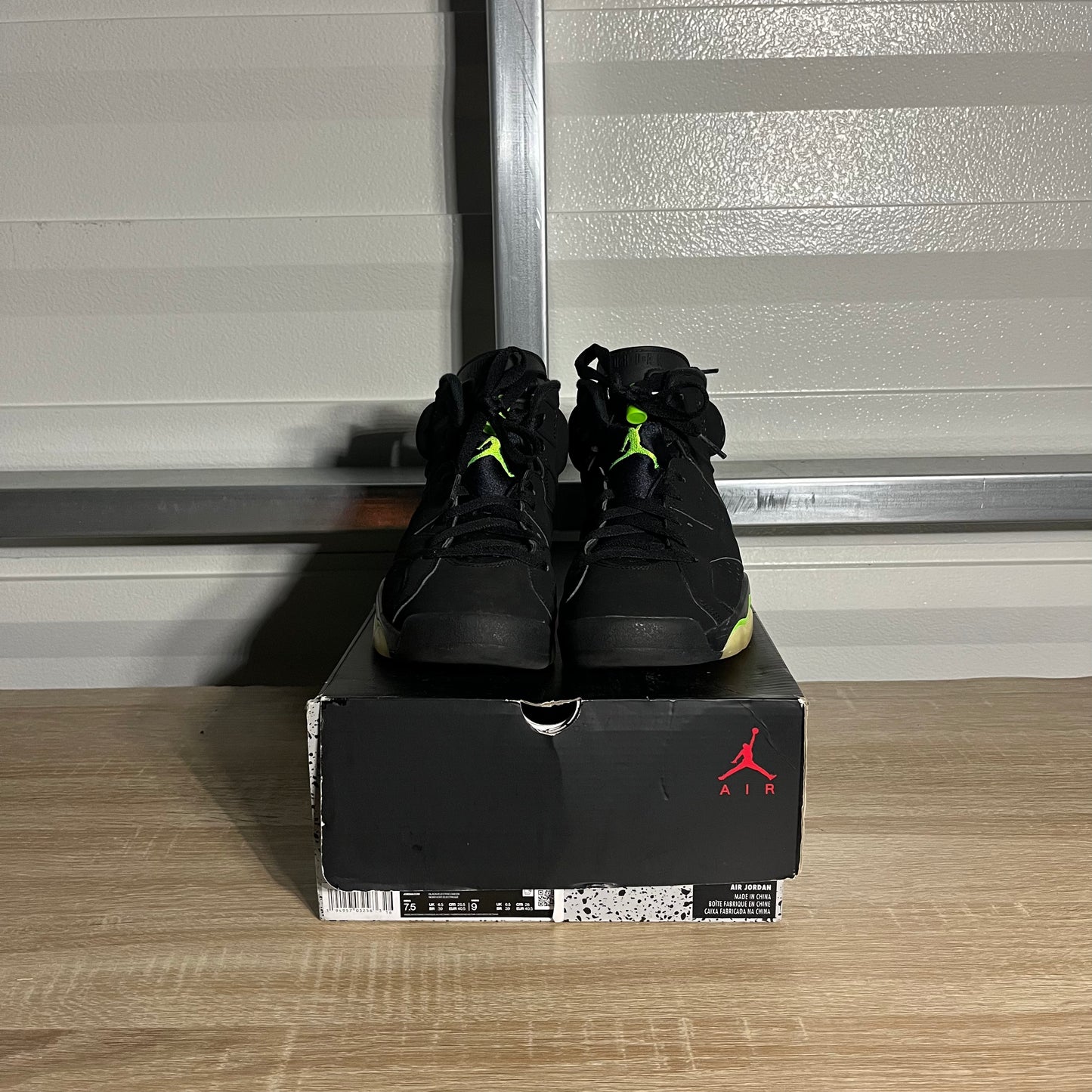 Size 7.5 - AJ 6 Retro Electric Green