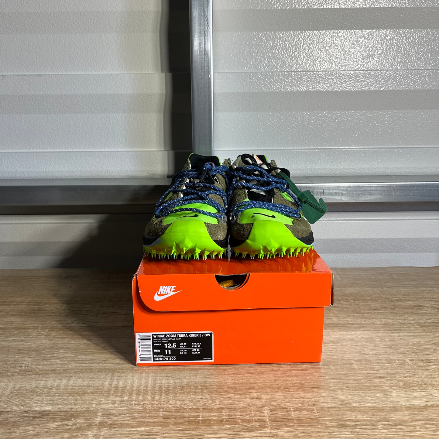 Size 12.5W - Zoom Terra Kiger 5 Off White Electric Green