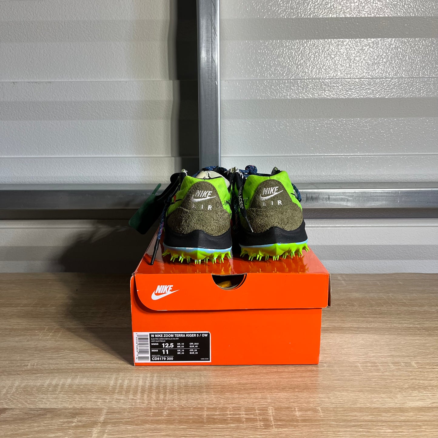 Size 12.5W - Zoom Terra Kiger 5 Off White Electric Green