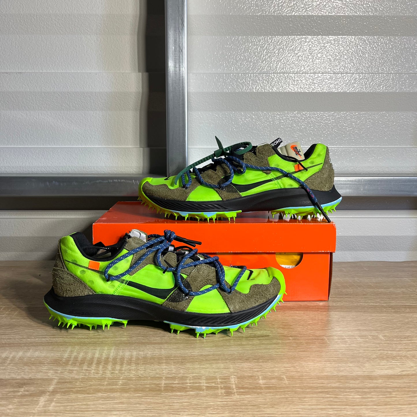 Size 12.5W - Zoom Terra Kiger 5 Off White Electric Green