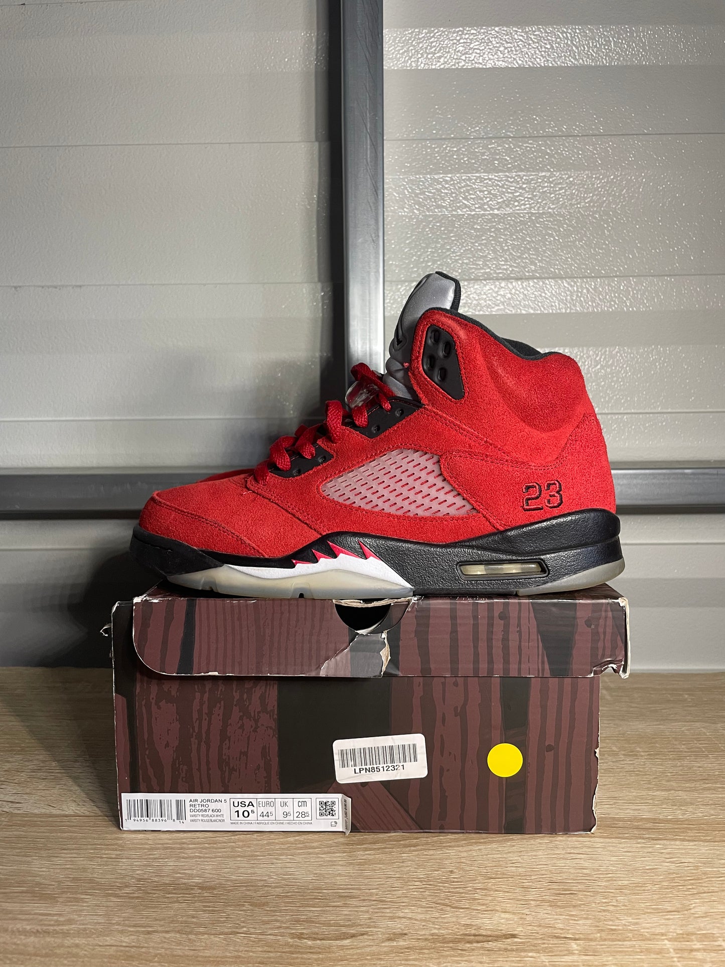 Size 10.5 - AJ 5 Retro Raging Bull