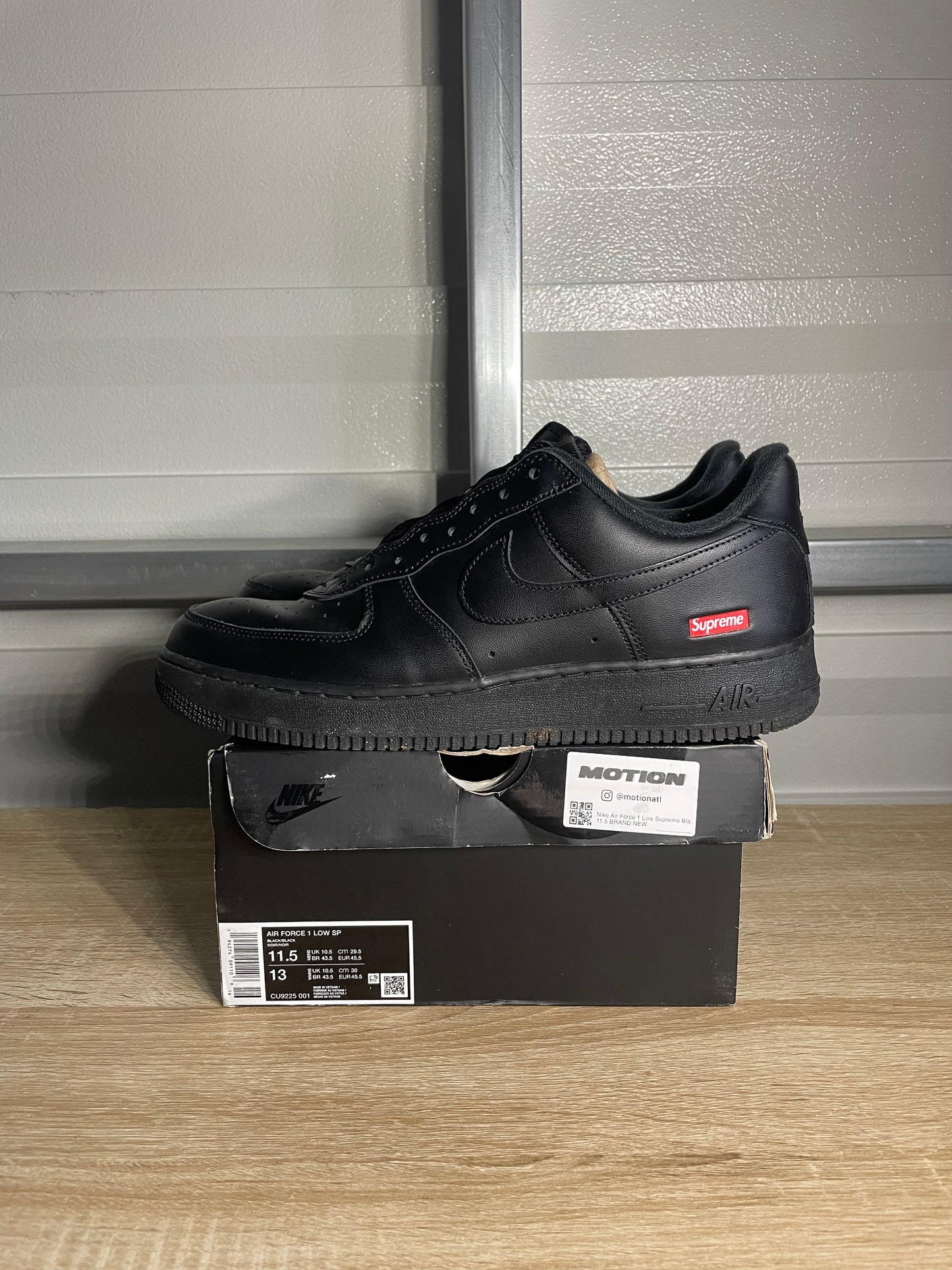 Size 11.5 - AF 1 Low Supreme Black