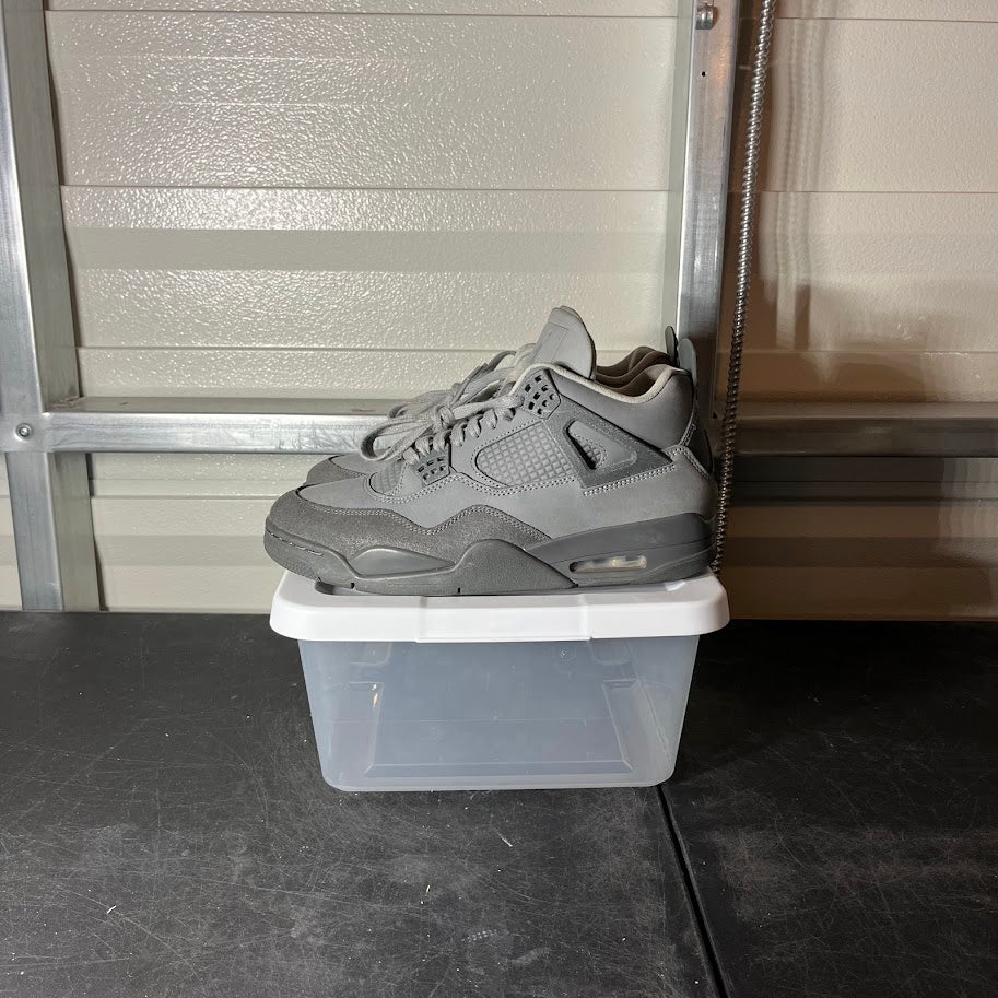 Size 9 - AJ 4 Retro Wet Cement