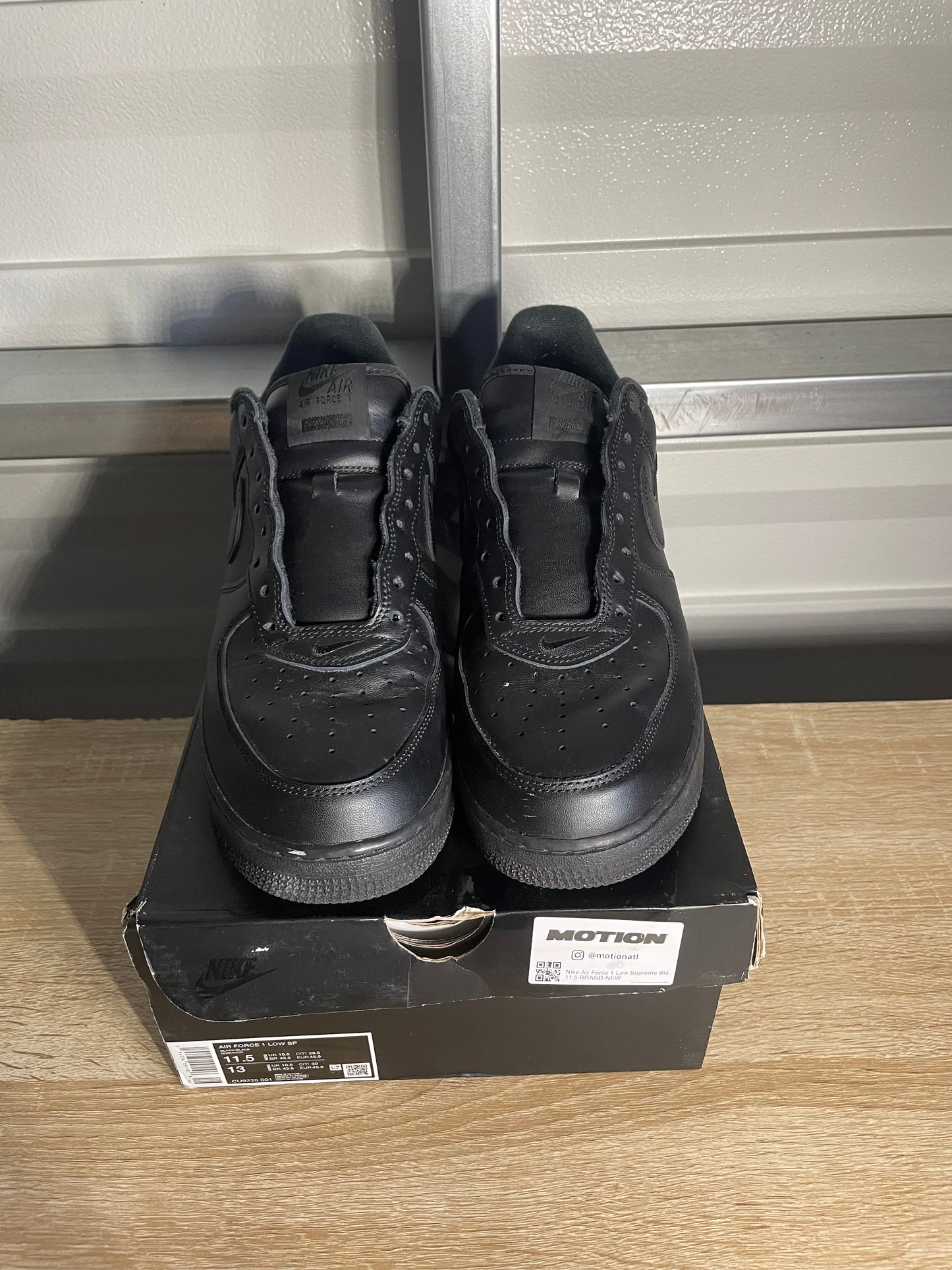 Size 11.5 - AF 1 Low Supreme Black
