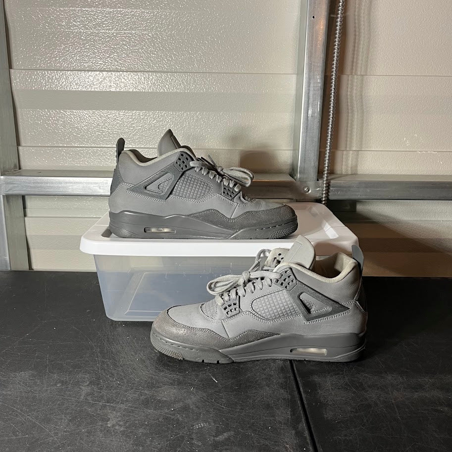 Size 9 - AJ 4 Retro Wet Cement