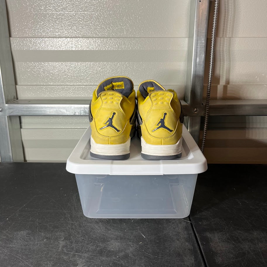 Size 9.5 - AJ 4 Retro Lightning