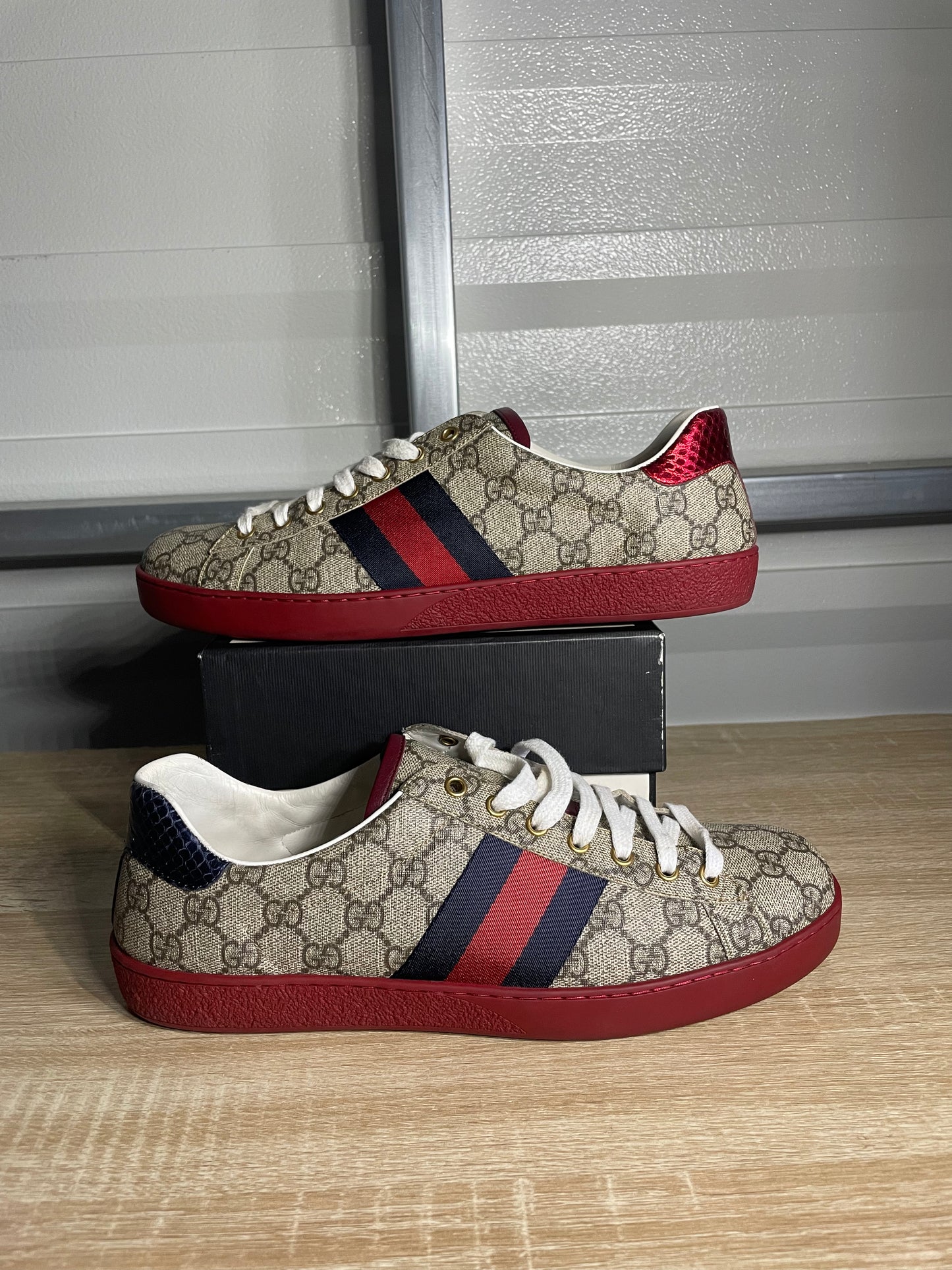 Size 11 - Gucci Ace GG Supreme Red