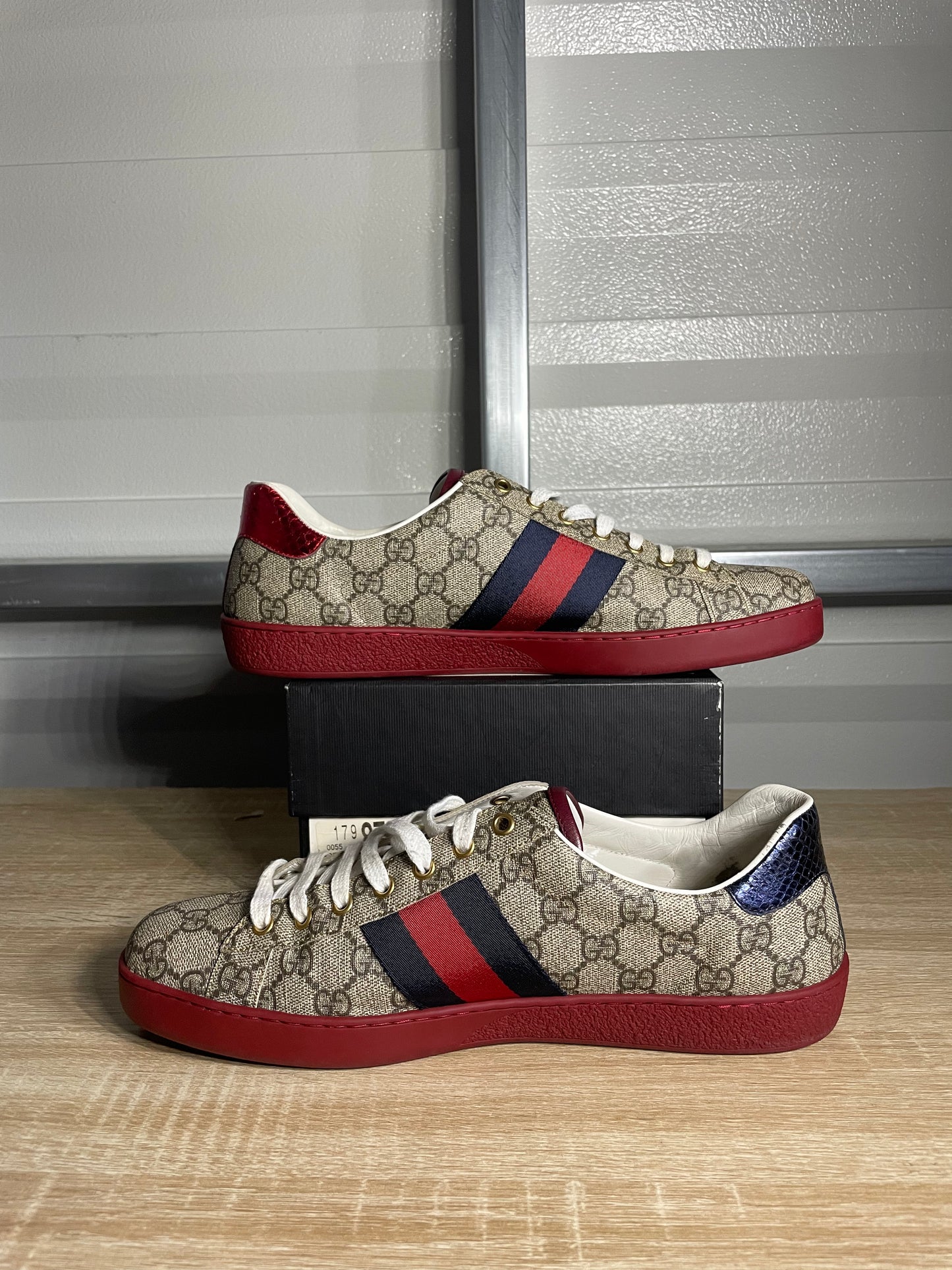 Size 11 - Gucci Ace GG Supreme Red
