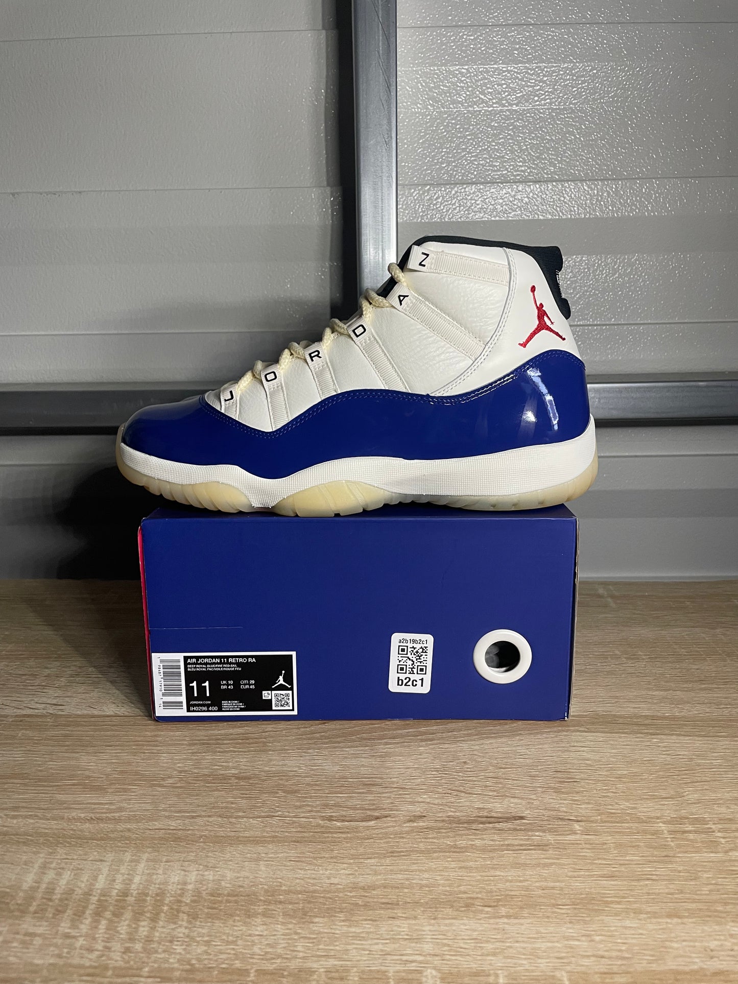 Size 11 - AJ 11 Retro Rare Air