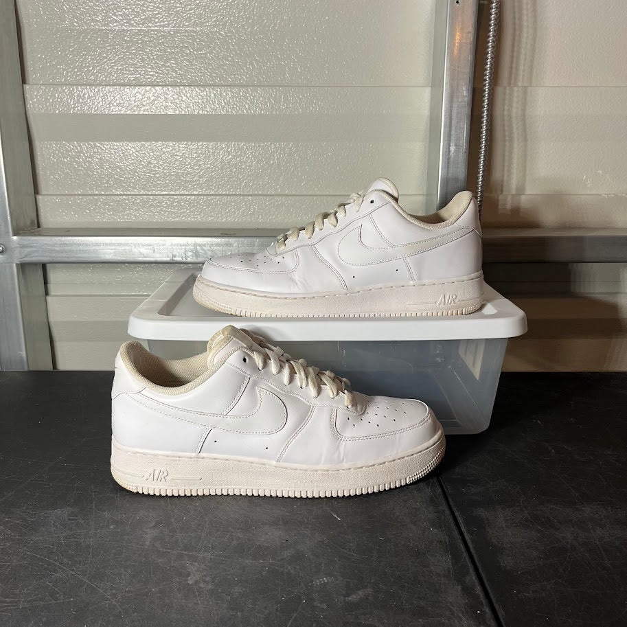 Size 12 - AF 1 ‘07 Low Triple White