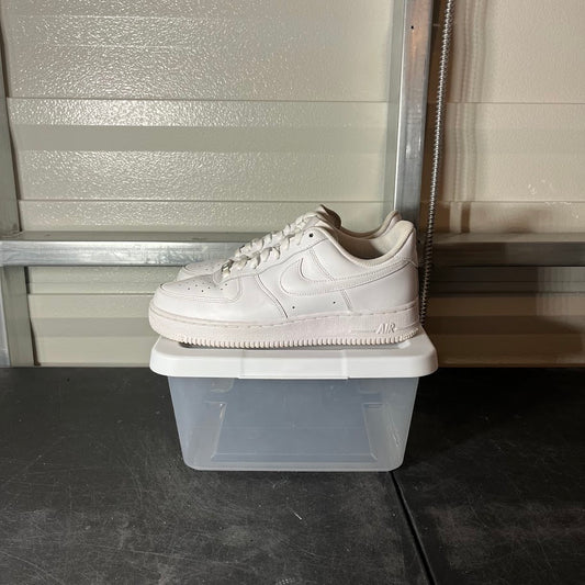 Size 7.5 - AF 1 ‘07 Low Triple White