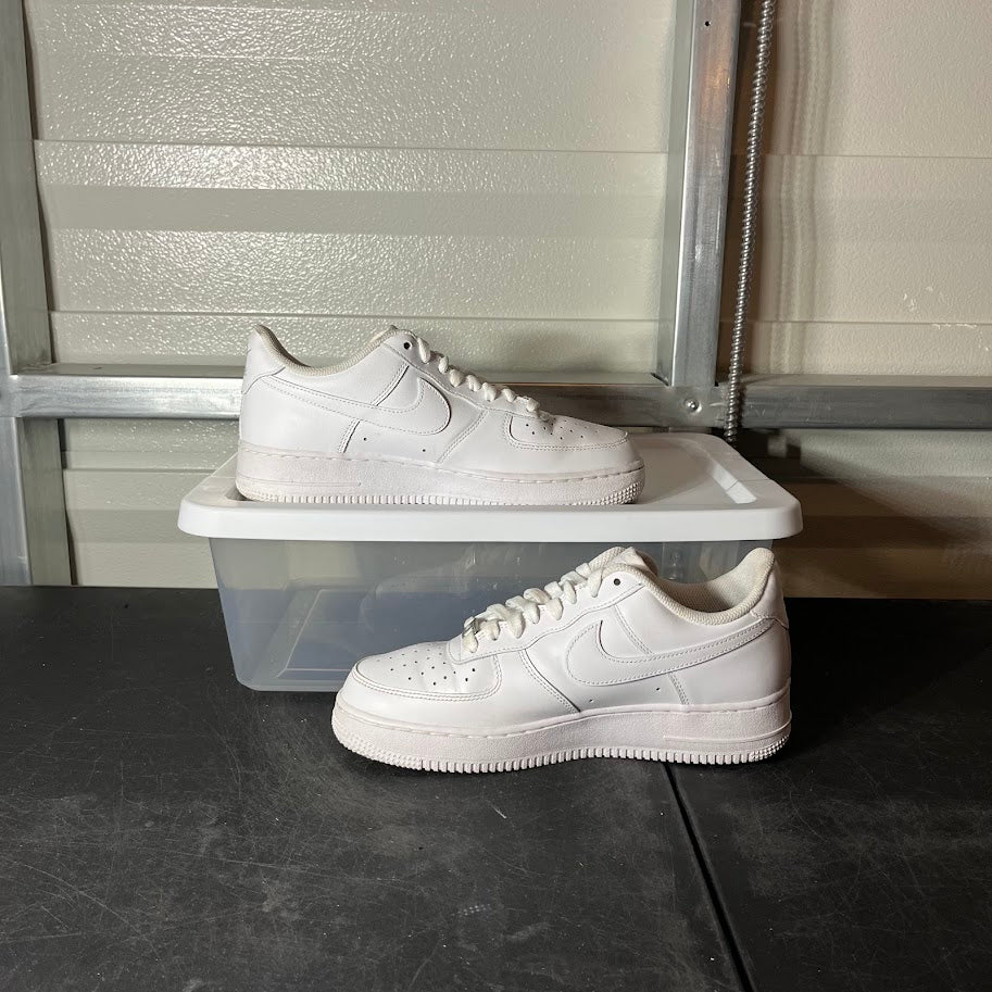Size 7.5 - AF 1 ‘07 Low Triple White