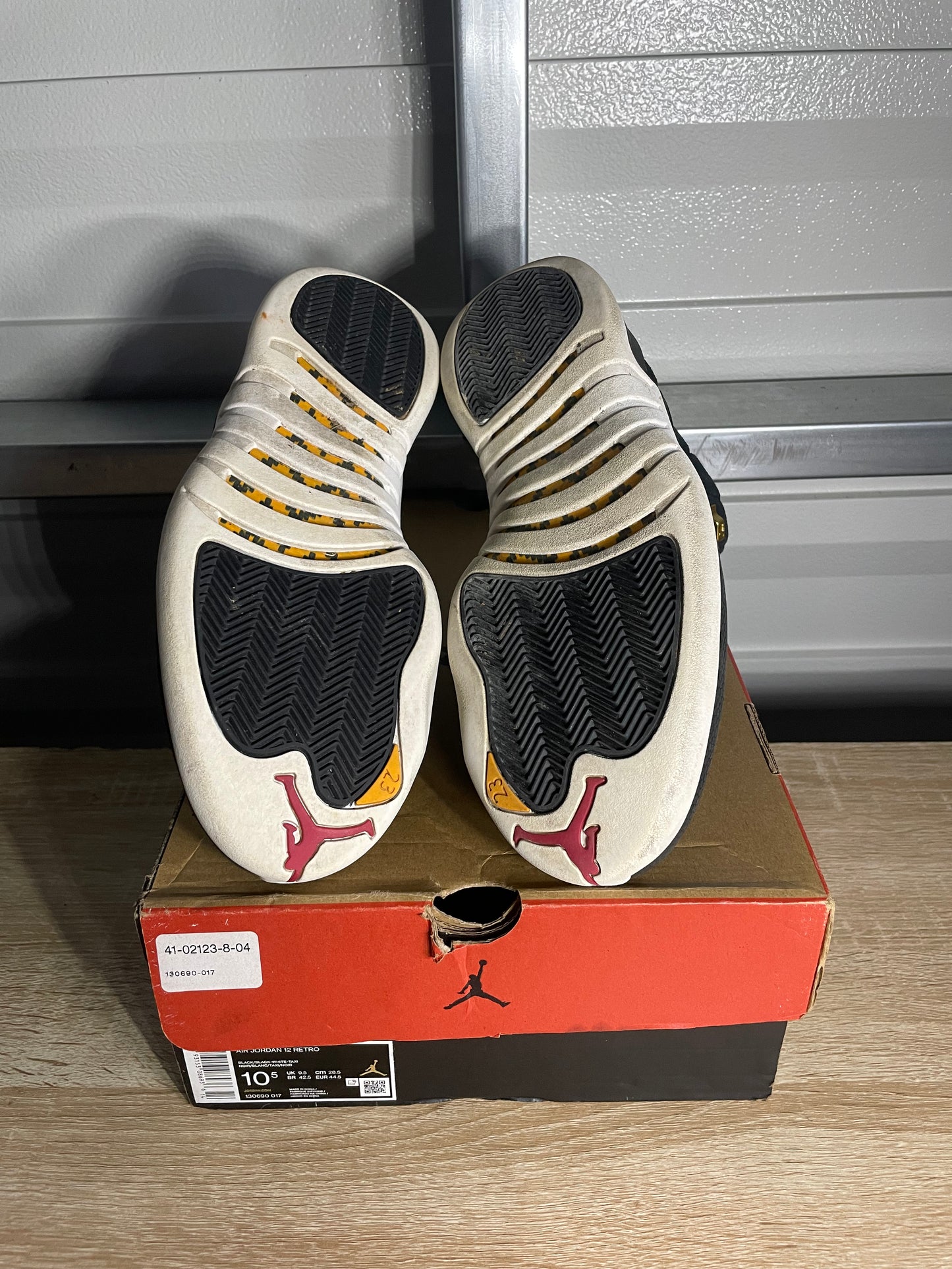 Size 10.5 - AJ 12 Retro Reverse Taxi