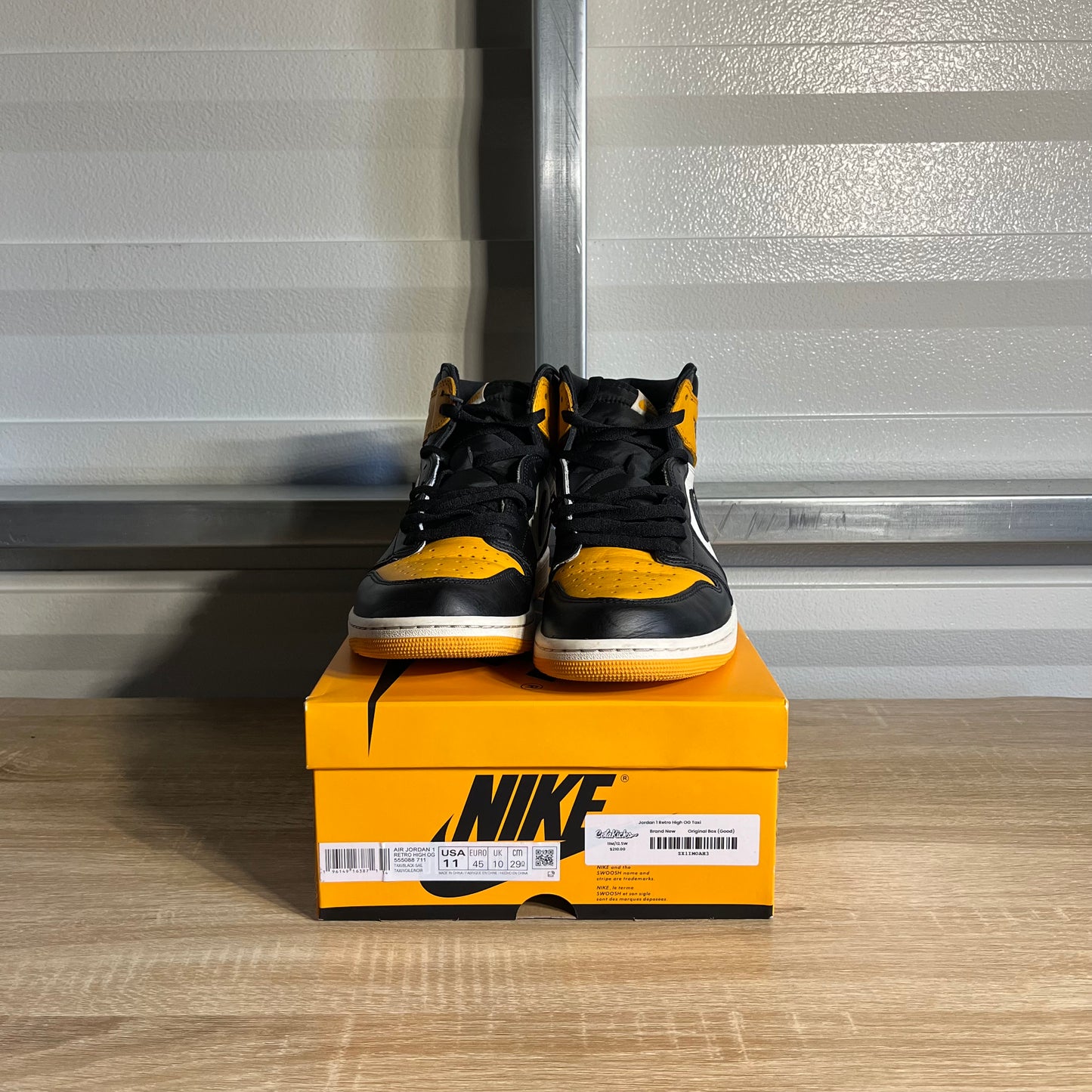 Size 11 - AJ 1 Retro High Taxi