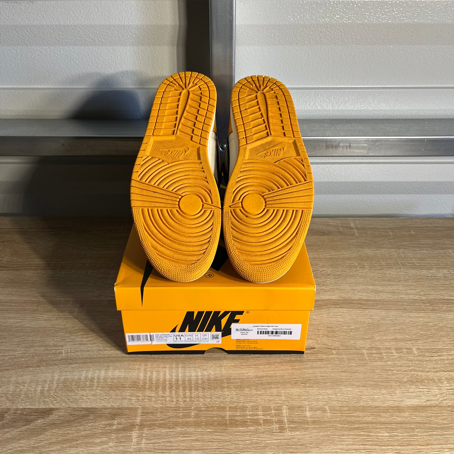 Size 11 - AJ 1 Retro High Taxi
