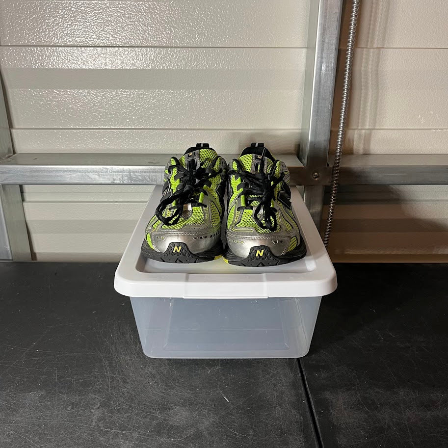 Size 9 - NB 1906R Volt Green Black